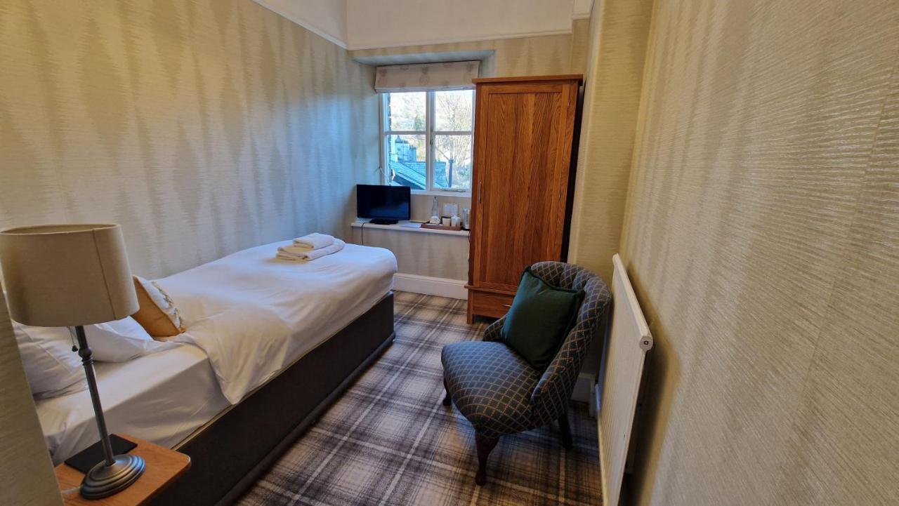 Ambleside Manor - Vegetarian B&B ภายนอก รูปภาพ