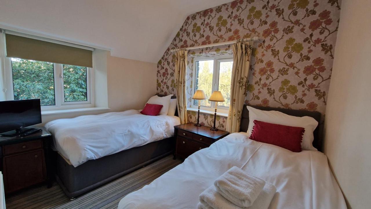 Ambleside Manor - Vegetarian B&B ภายนอก รูปภาพ