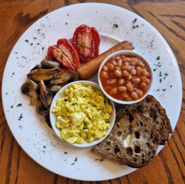 Ambleside Manor - Vegetarian B&B ภายนอก รูปภาพ