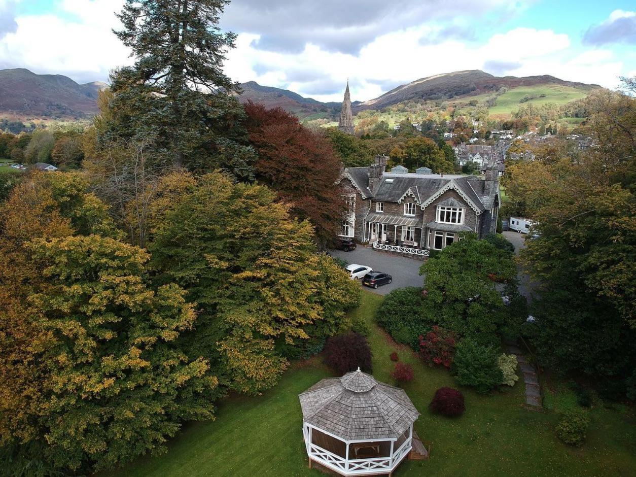 Ambleside Manor - Vegetarian B&B ภายนอก รูปภาพ